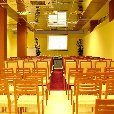 Hotel As Golem (Tirana)