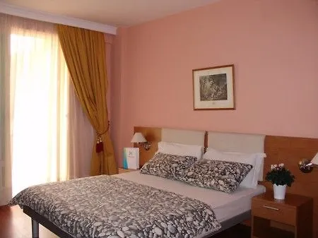 As 4* Golem (Tirana)